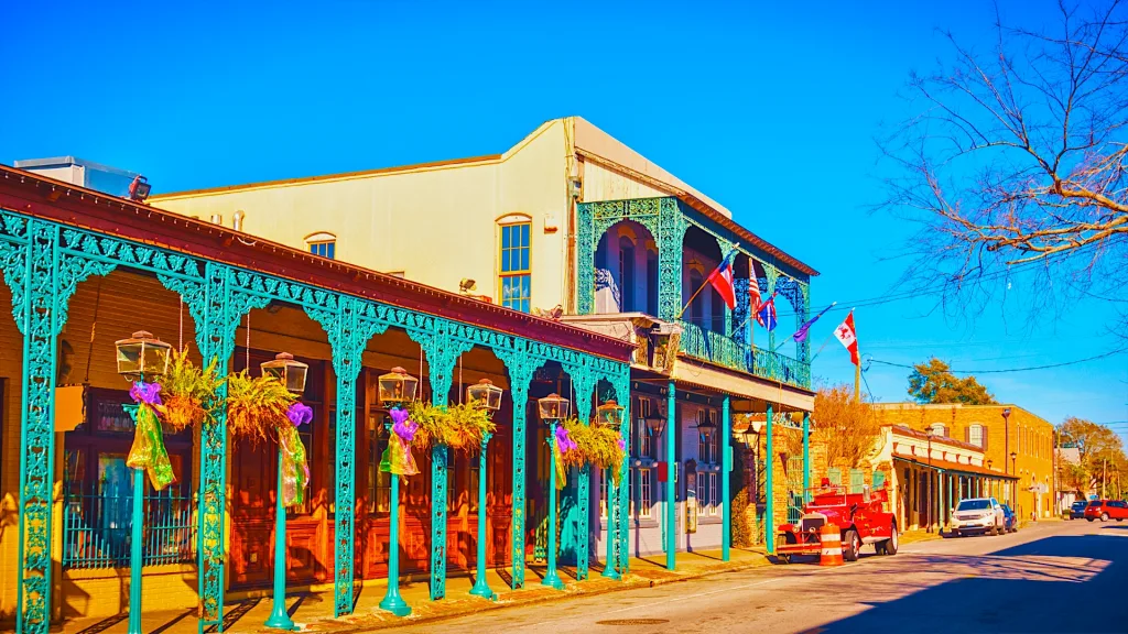 SEVILLE QUATER - ENJOY PENSACOLA